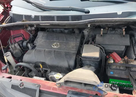 2011 Toyota Sienna Le from USA, damaged, VIN 5TDJK3DC9BS010997